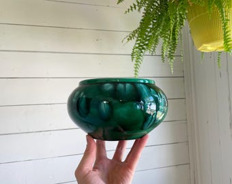 Vintage drip glaze planter/PQM 178 Canada