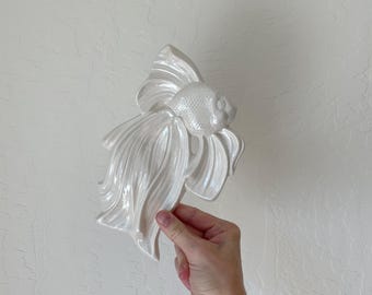 Vintage fish wall hanging white iridescent