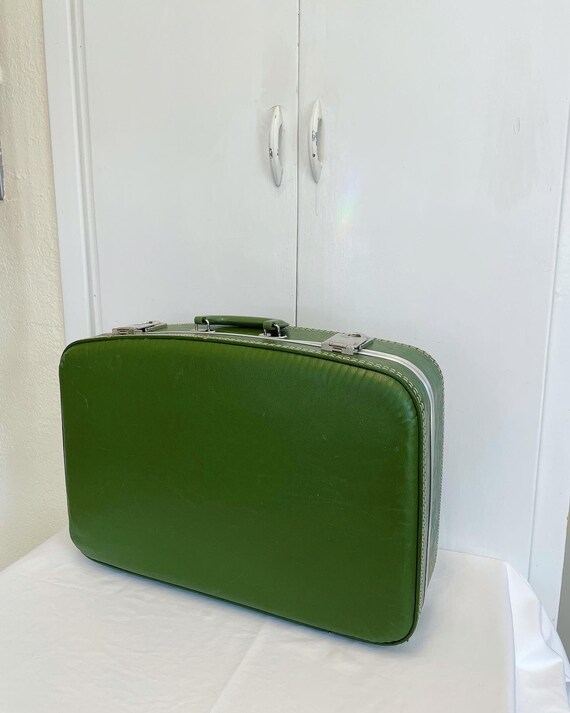 Vintage hard shell suitcase green 20” wide - image 5