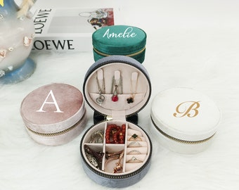 Personalized velvet Jewelry Box,Custom Name Velvet Travel Jewelry Case,Bridesmaid gift,single party gift,gift for her,Mother's Day Gift