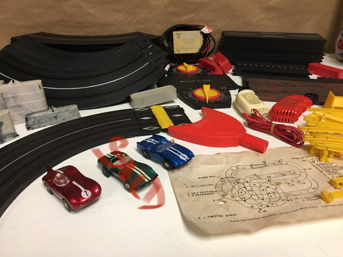 Vintage 1960s Estate 1965 Tyco Super Speedway Slot Car Etsy