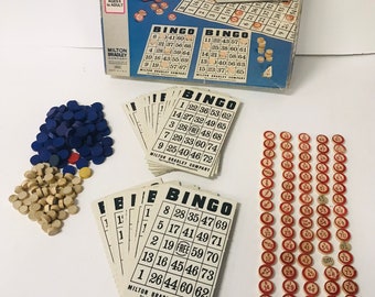 Vintage 1980's Deluxe Edition Bingo Game With Wood Counters & Markers