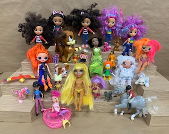 31 Pc Vintage Mix Doll Lot Disney LOL Na Na Na Netflix Gabby & More