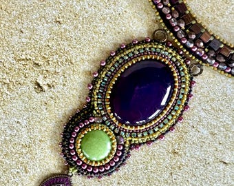 Title: Mystic Garden – Agate and Bead Embroidered Statement Necklace, Purple and Green Artisan Jewelry