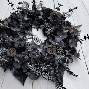 Gothic black wreath Dark aesthetic Halloween decor Dark cottagecore front door wreath Goth gift idea