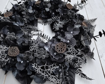 Gothic black wreath Dark aesthetic Halloween decor Dark cottagecore front door wreath Goth gift idea