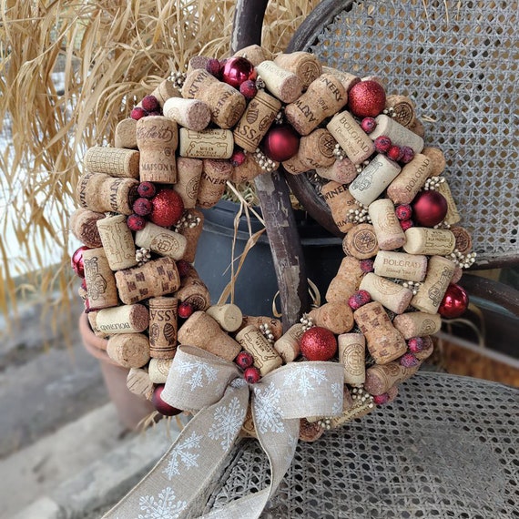 Handmade Wine Cork Wreath, Winter Decor, Wine Lover Gift - Etsy