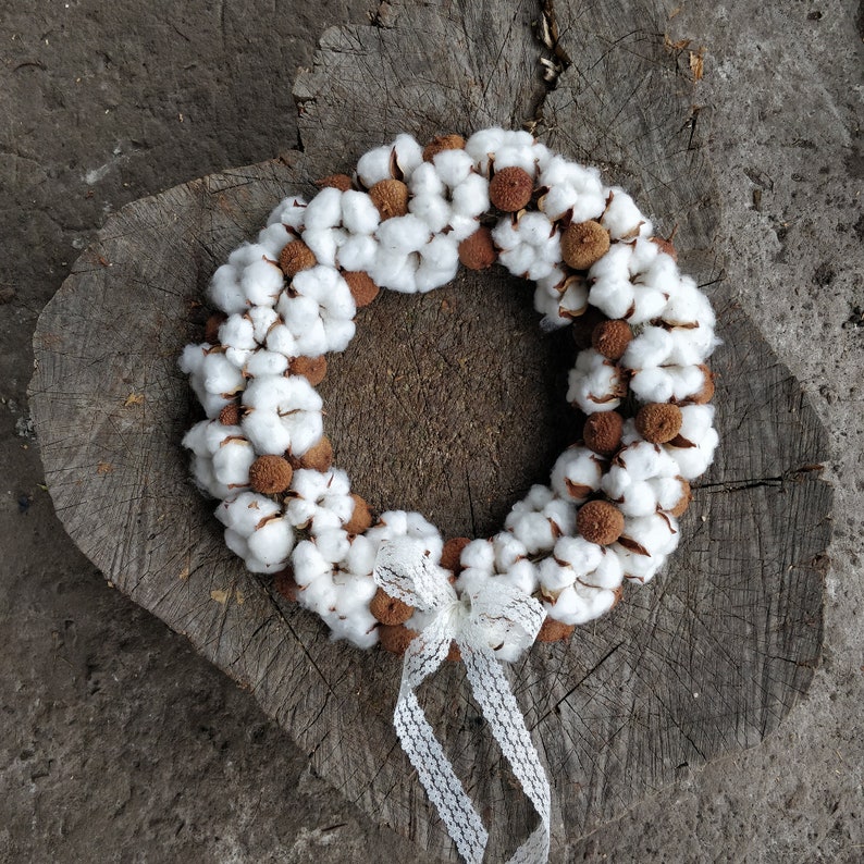 Rustic Cotton Wreath for Cottagecore Charm Handmade Door Decor Bild 10