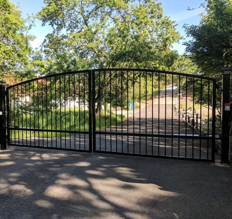 Free Shipping Custom Automatic Wrought Iron Swing Arched Driveway Gate Kit Sale Wooden Wood Metal Steel Security Gates Kits For Driveways