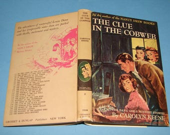 Dana Girls #8 The Clue in the Cobweb PC