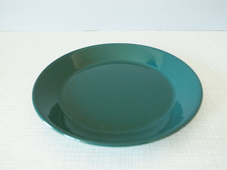 Finnish Vintage Arabia Finland Kilta Breakfast Bread Butter Dessert Side Plate in Green Design Kaj Franck 19.3cm