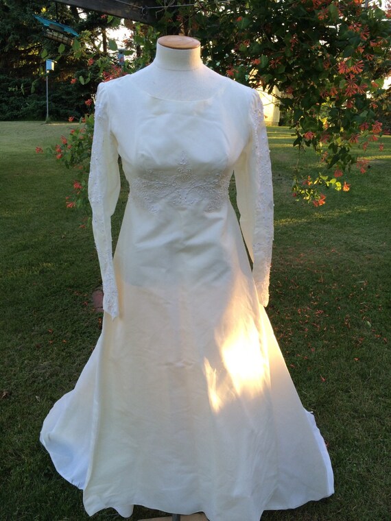 1960s Vintage Wedding Dress