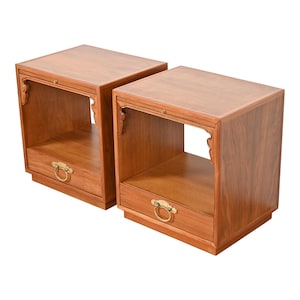John Widdicomb Mid-Century Modern Hollywood Regency Chinoiserie Burled Walnut Nightstands, Newly Refinished