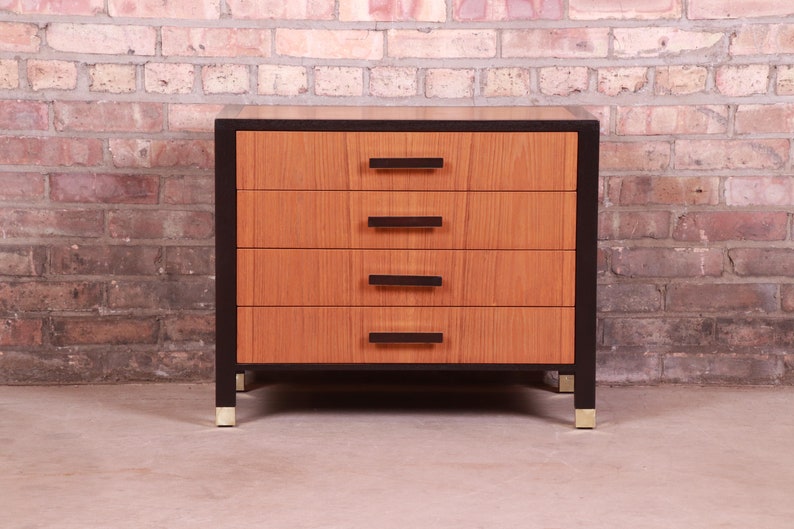 Harvey Probber Teak and Mahogany Four-Drawer Nightstand or Bachelor Chest, Newly Refinished image 2