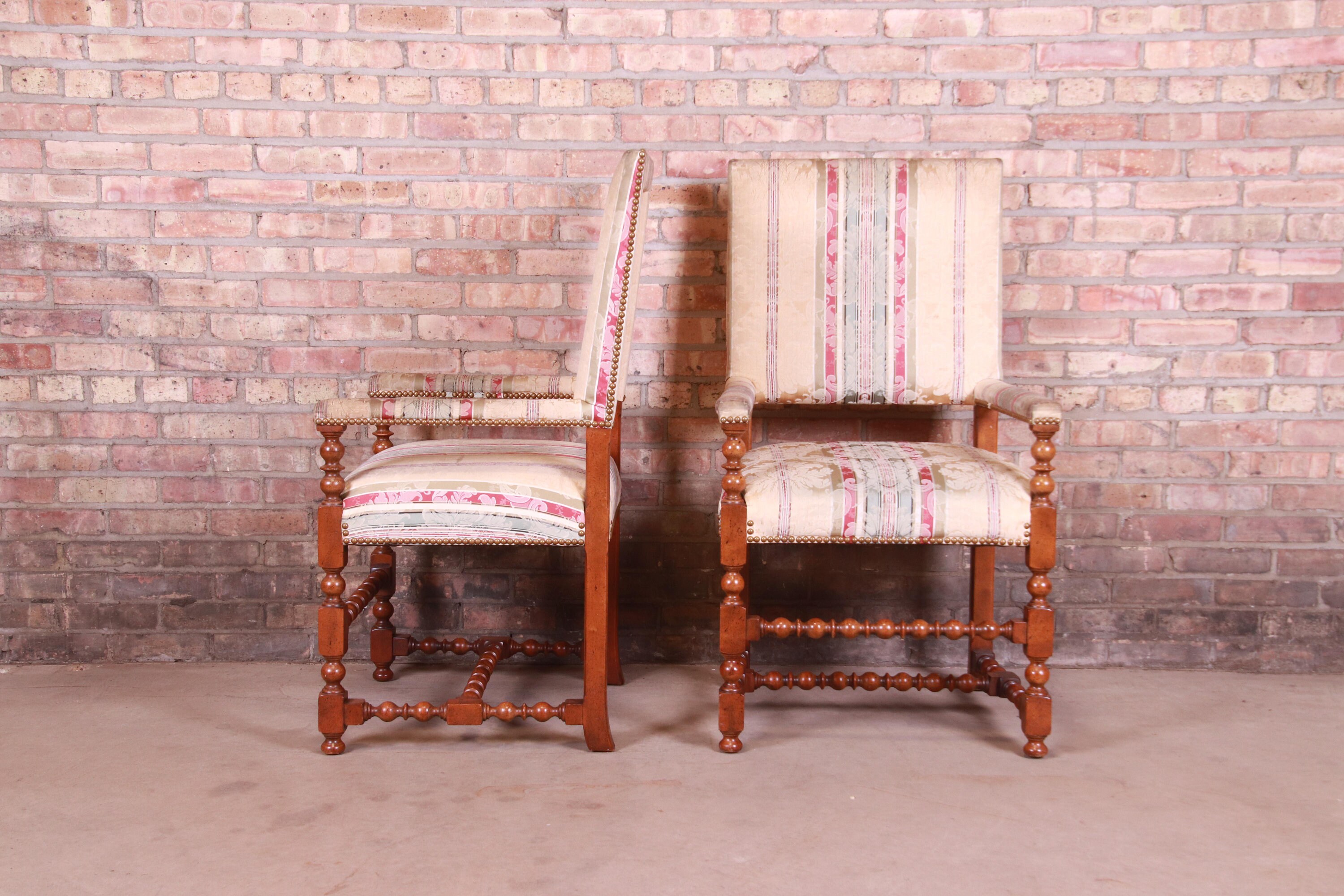 Bäckermöbel Geschnitzt Nussbaum Gepolsterte Esszimmerstühle | Etsy