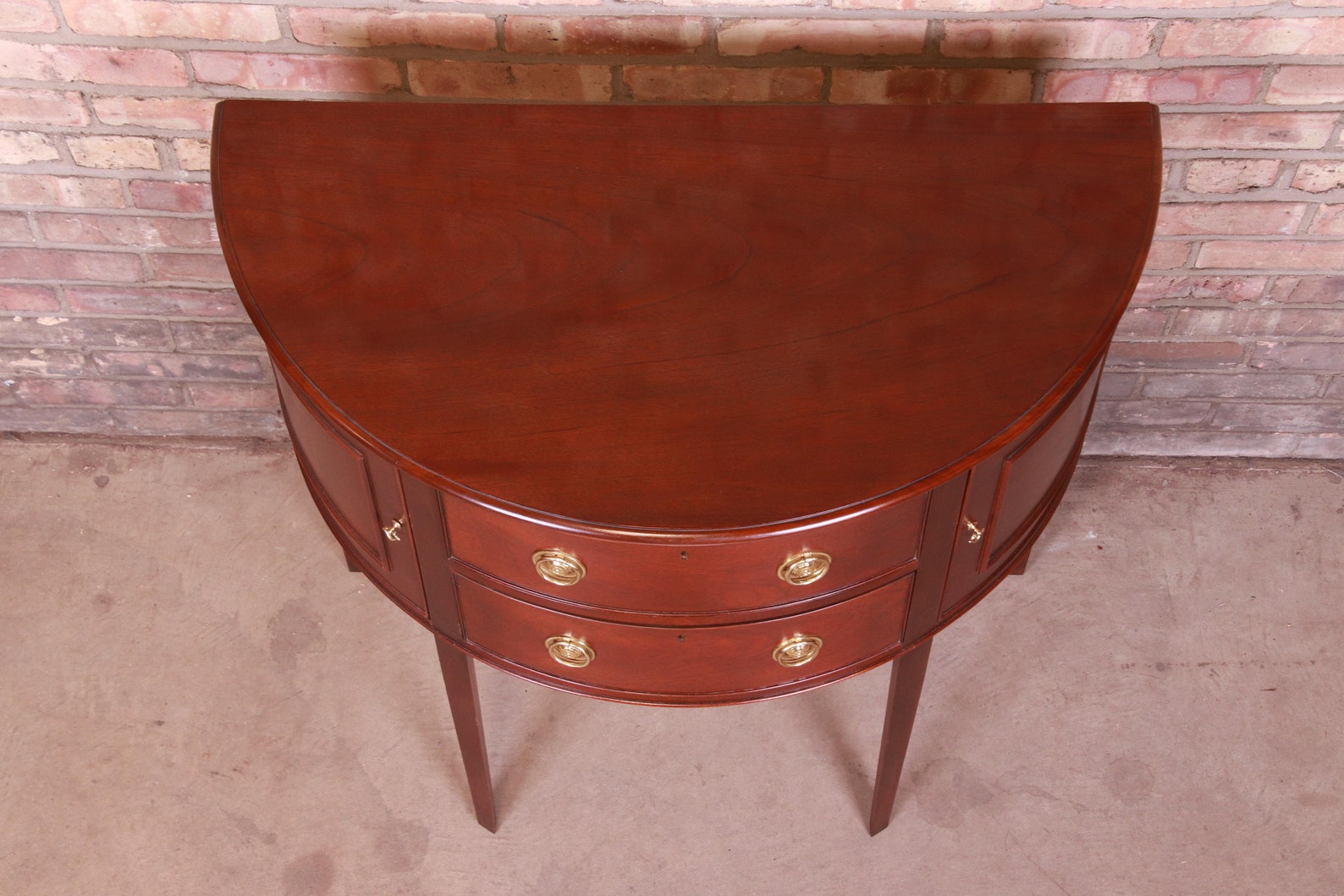 BäckerMöbel Historische Charleston Mahagoni Demilune Schrank | Etsy