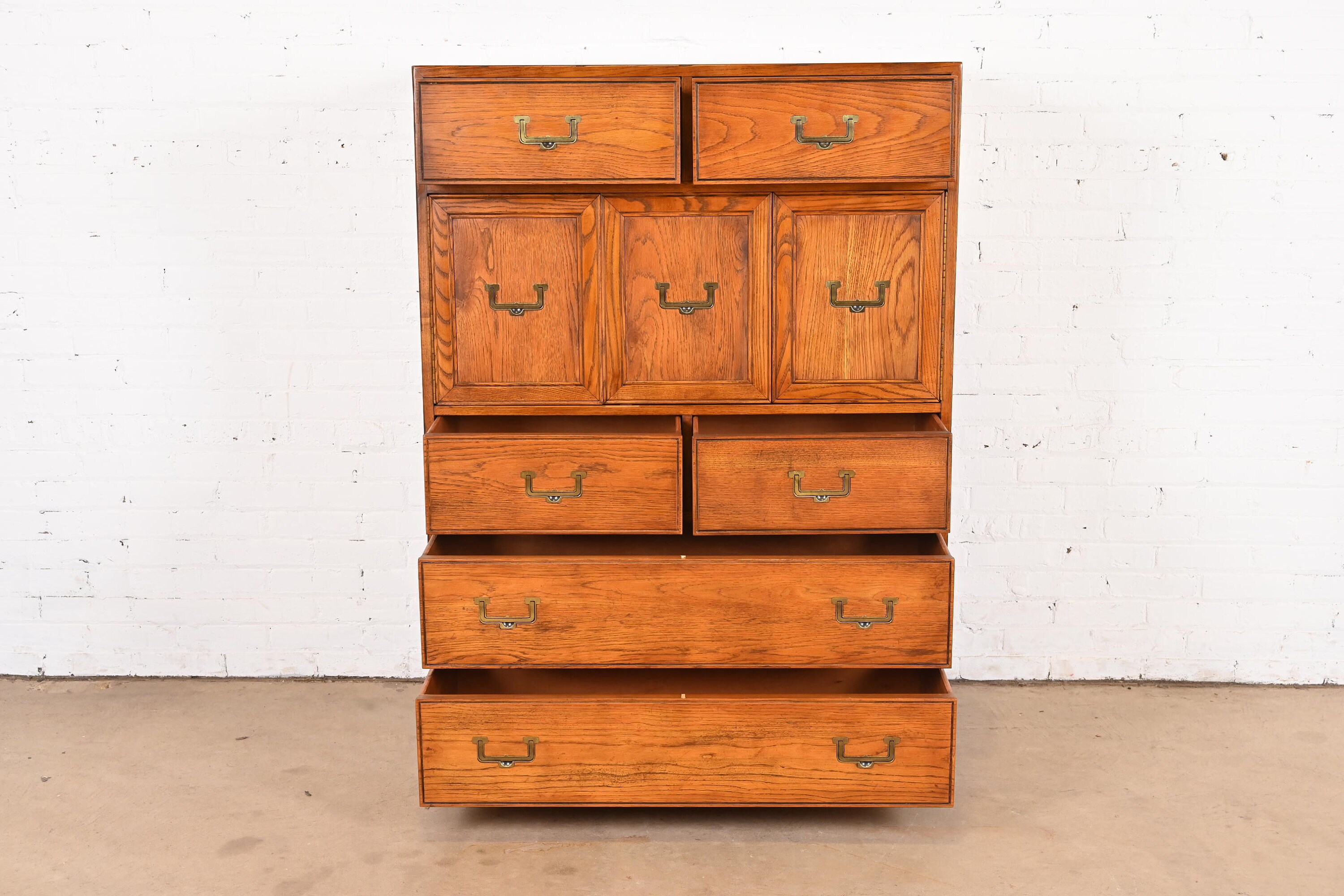 Henredon Mid-century Modern Campaign Oak Gentleman's Chest, Circa