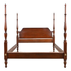 Henkel Harris Georgian Carved Mahogany Queen Size Poster Bed