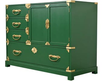 Century Furniture Hollywood Regency Chinoiserie Green Lacquered Commode or Chest of Drawers, Newly Refinished
