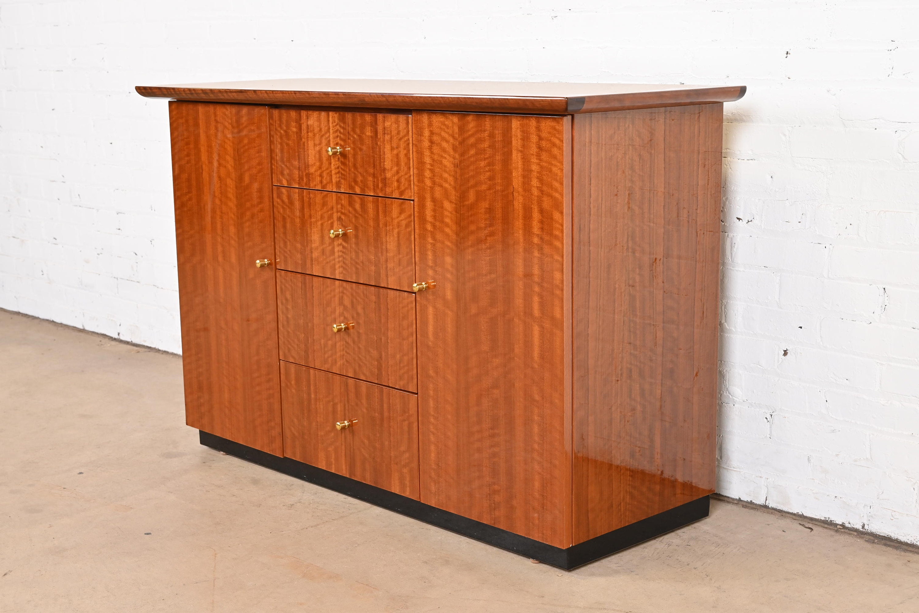 Henredon 2024 bar cabinet