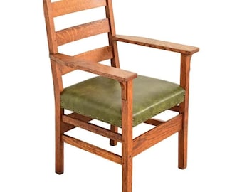 Gustav Stickley Antique Mission Oak Arts & Crafts Ladder Back Armchair, Circa 1910