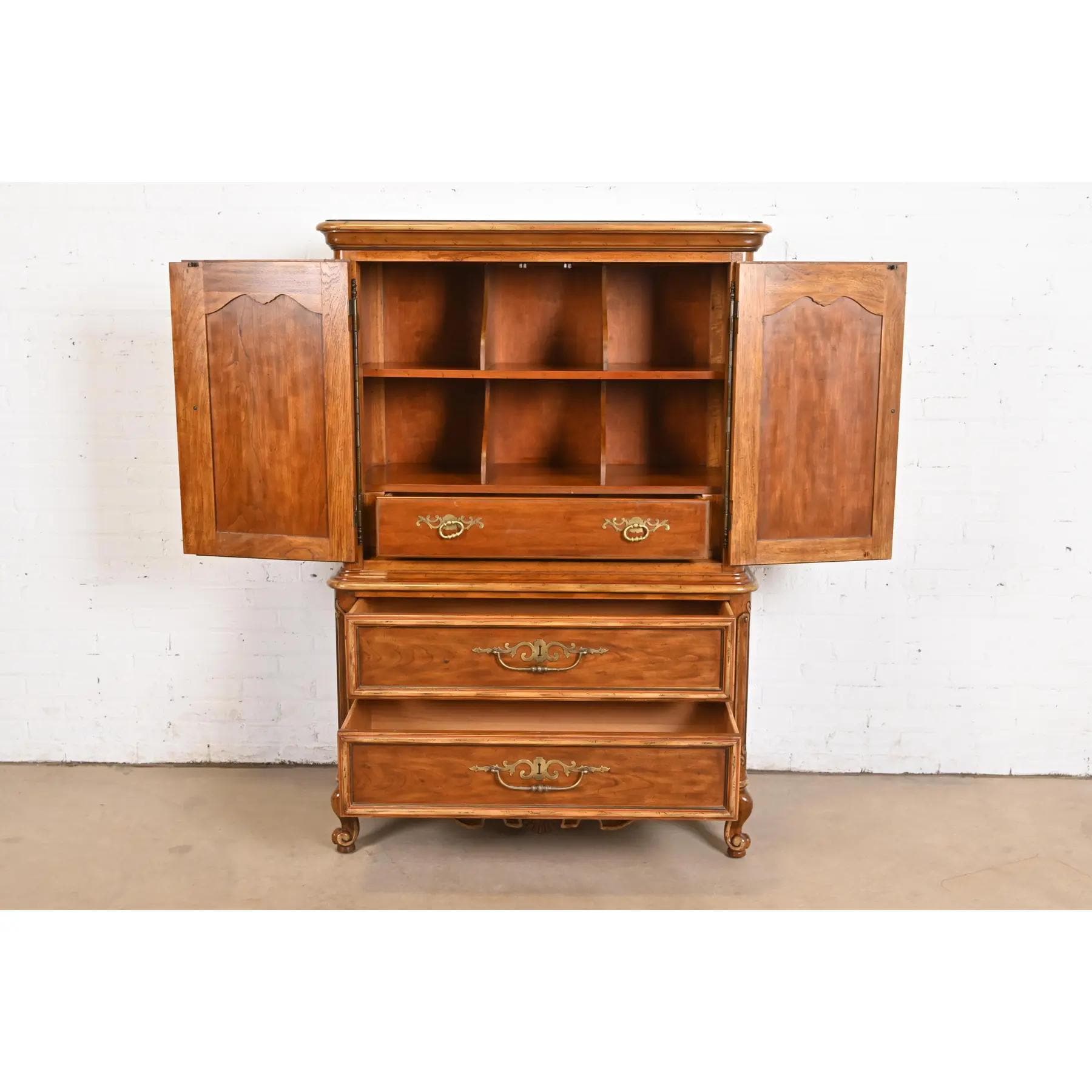 Drexel Heritage French Provincial Louis XV Carved Walnut