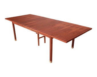 Harvey Probber Style Mid-Century Modern Walnut Extension Dining Table, Newly Refinished