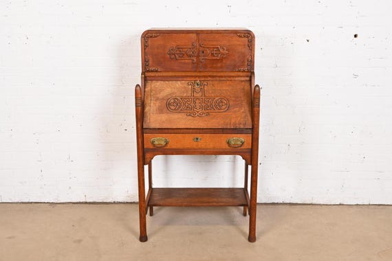 R. J. Horner Style Antique Victorian Carved Oak Slant Front