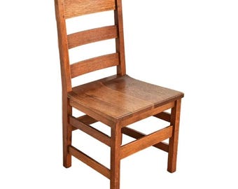 L. & J. G. Stickley Antique Mission Oak Arts and Crafts Ladder Back Desk Chair or Side Chair, Circa 1910