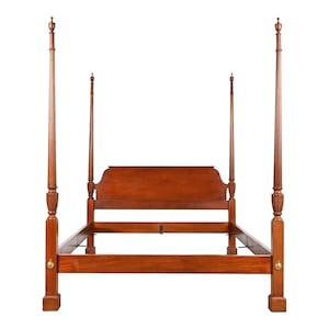 Baker Furniture Georgian Carved Mahogany Queen Size Poster Bed