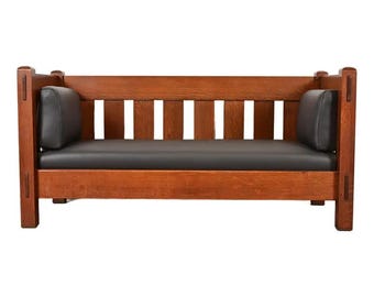 Limbert Antique Mission Oak Arts and Crafts Settle Sofa, Newly Reupholstered