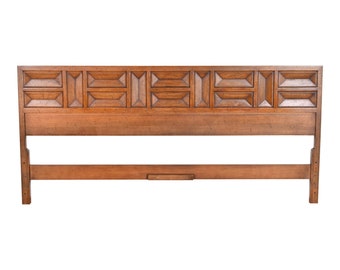 Henredon Mid-Century Modern Sculpted Walnut King Size Headboard, 1960s