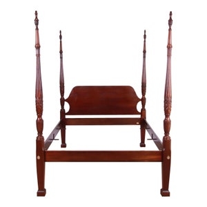 Councill Furniture Georgian Carved Mahogany Queen Size Poster Bed