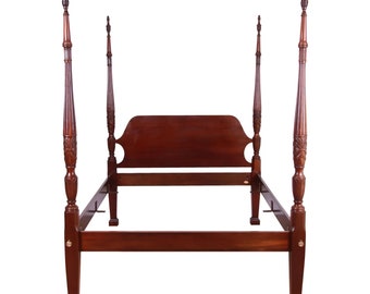 Councill Furniture Georgian Carved Mahogany Queen Size Poster Bed