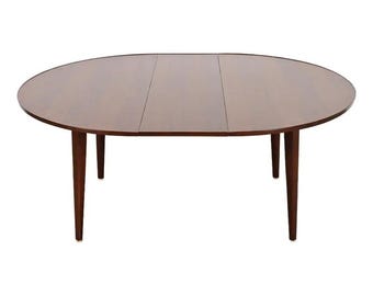 Edward Wormley for Dunbar Mid-Century Modern Walnut Extension Dining Table, Newly Refinished