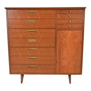 George Nakashima Sculpted Walnut Gentleman&#39;s Chest for Widdicomb, Newly Restored