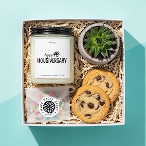 Caja de regalo para aniversario de Happy House: Kit de plantas de interior, vela y galletas