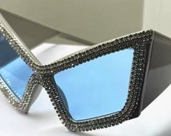 Customize Unisex Diamond UV Square with Blue Lens Sunglass Design