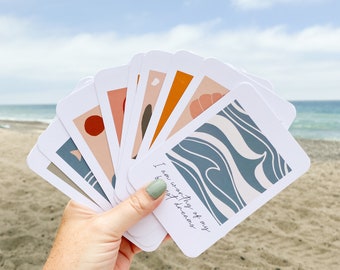 Motivational Beachy Vibes Positive Affirmation Cards with Wooden Stand, Deck of 12 Boho Beach Inspirational Cards, Positive Messages