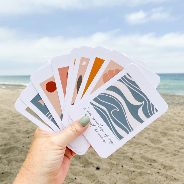 Motivational Beachy Vibes Positive Affirmation Cards with Wooden Stand, Deck of 12 Boho Beach Inspirational Cards, Positive Messages