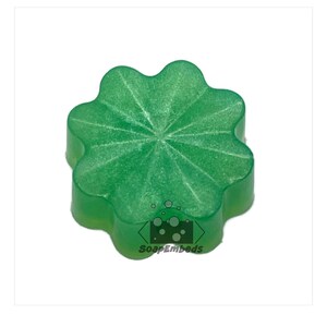 Clover Medallion Small Soap Embed