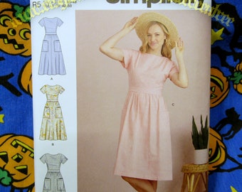 Simplicity 9324 aka R11106 dress Sewing Pattern short sleeve options Sizes 14-22 s9324 r5