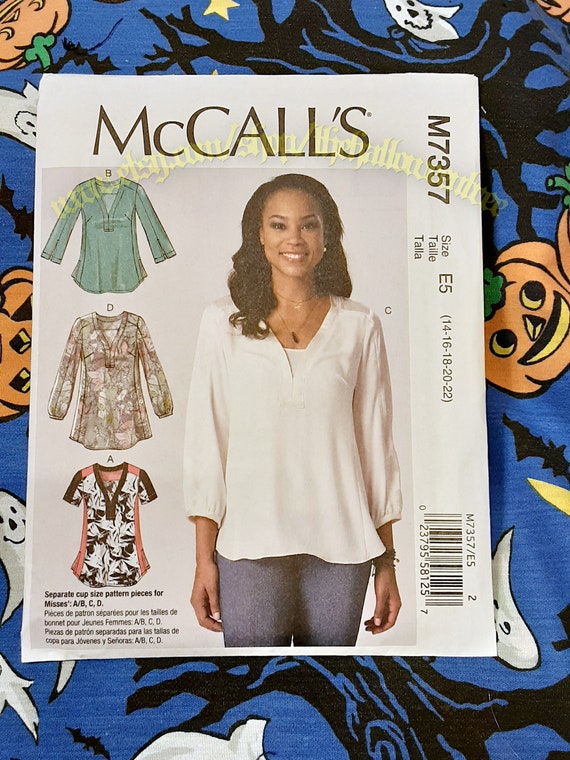  McCall's Patterns McCall's Women's Loose Fitting Shorts and  Pants, Sizes 14-22 Sewing Pattern, White : Arts, Crafts & Sewing