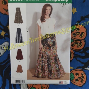 Simplicity 8923 Skirt Sewing Pattern Sizes 14-22 S8923
