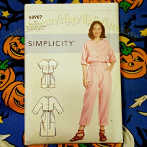 Simplicity 8907 Jumpsuit Romper Dress Sewing Pattern sizes 6-14 s8907