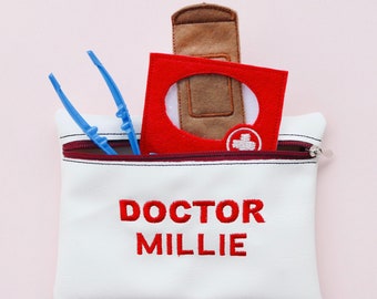 Personalised Doctor Pouch, Pretend Play, Handmade Toys for kids, Felt, Imaginary Play, Doctor Kit, Montessori, Toys, Dramatic Play, Games