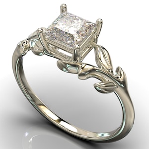 Leaf Diamond Engagement Ring / White Gold Ring / Diamond Engagement Ring For Women / Flower Engagement Ring / Nature Inspired Female Ring