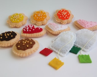 Felt  tea party set. Felt tea and biscuit set. Felt cookies.  Felt tea bags. Tea party pretend play. Childrens kitchen decor. A great gift