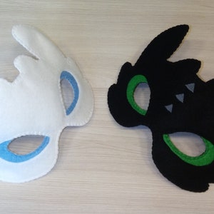 Máscaras de dragão de feltro. Máscaras de dragão preto e branco. Máscara inspirada na fúria da luz. Máscaras de Halloween. Máscaras de festa.