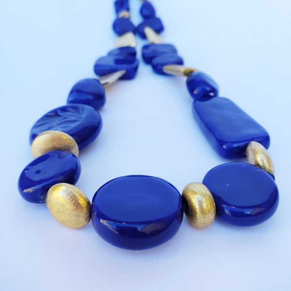 collier en céramique bleue